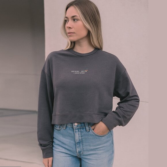 Gertrude Gaston Cropped Oversized Sweatshirt  Size Medium Gray Long Sleeve NWT - Picture 1 of 10